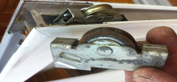 screen door roller repair in South Pasadena